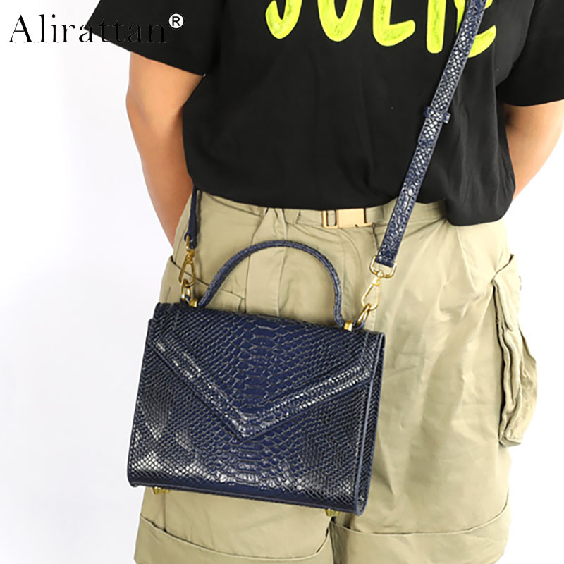 Women Bags In Dubai - Dubai Women New Snake Pattern PU