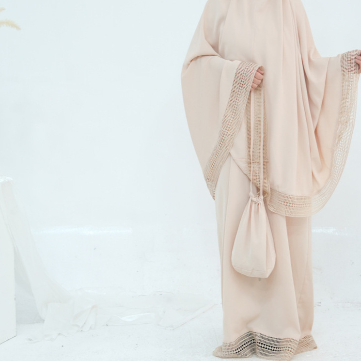 Muslim 4 Piece Set Women Skirt - огляд і ціна Women Bags In Dubai