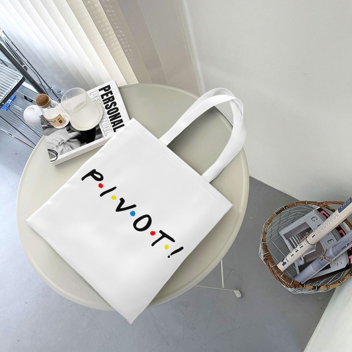 Friends Pivot Canvas Tote Hand - огляд і ціна Women Bags Ross