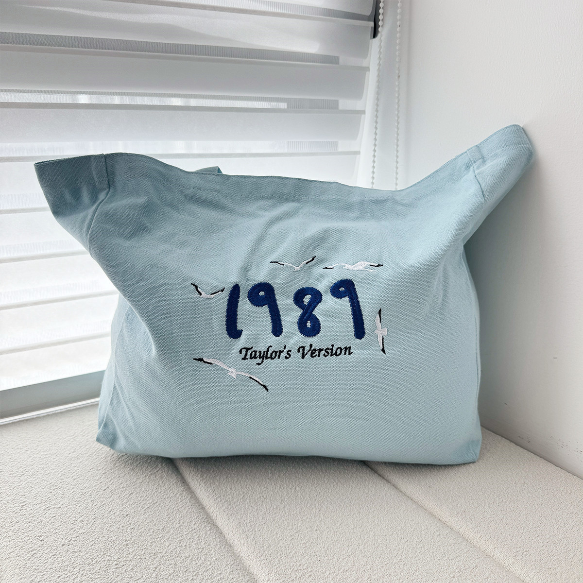 1989 Taylor's Version Embroide - огляд і ціна Women Bags Ck