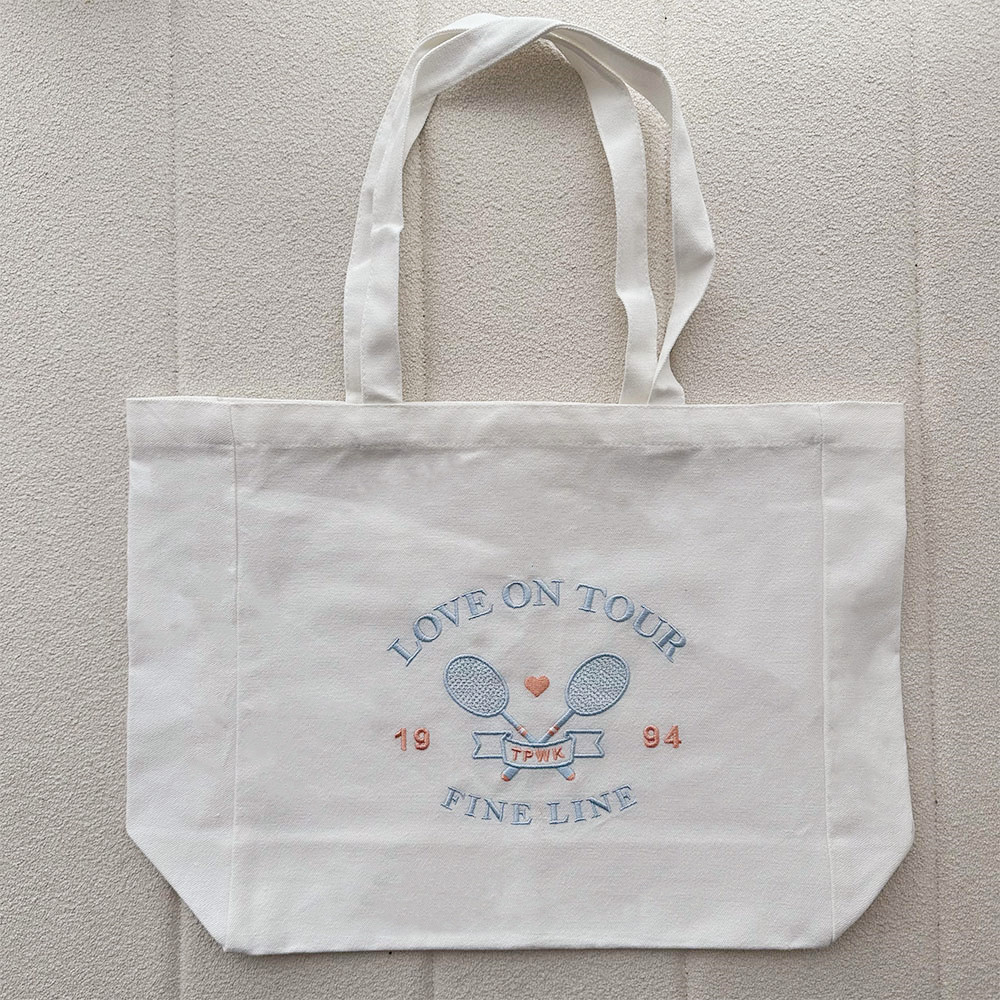 Love on Tour 1994 Embroidered  - огляд і ціна Women Bags Ck