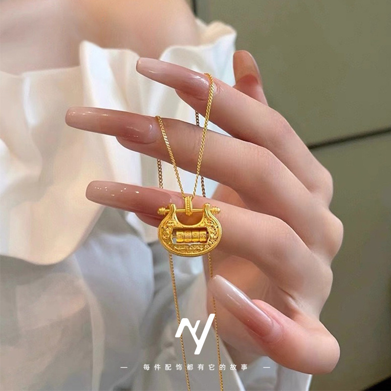 Vietnam sand gold can turn hol - огляд і ціна Women Bags Vietnam